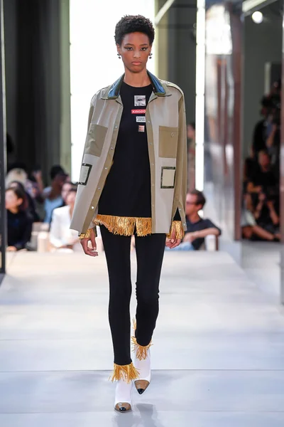Look 89